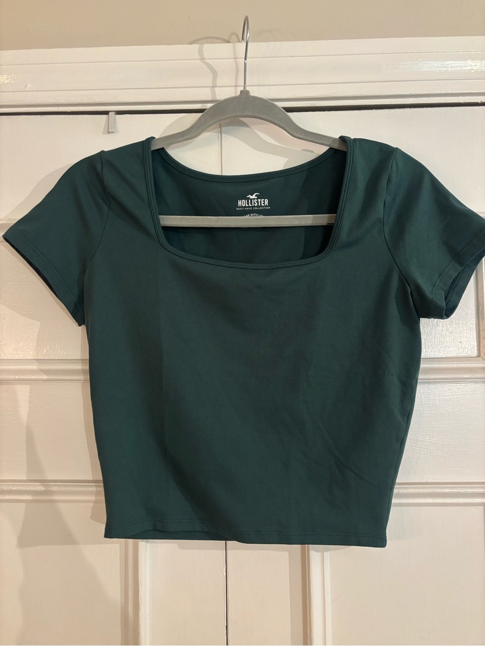 Hollister Green Seamless Square-Neck Short Sleeve Baby Tee Size M